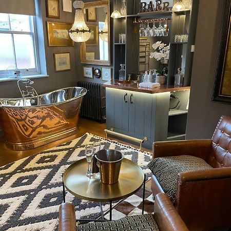 The Barth Room At Cheshire Boutique Barns Nantwich Exteriör bild